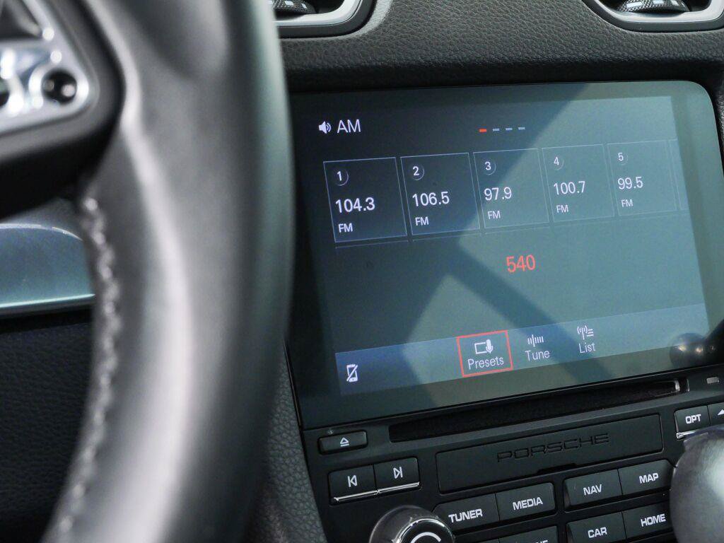 Certified 2019 Porsche 718 Cayman RWD image 13