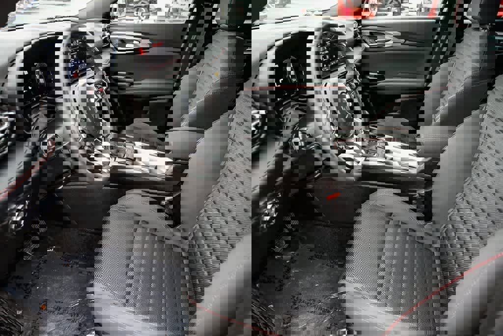 New 2025 Dodge Hornet GT w/ Cold Weather Group image 18