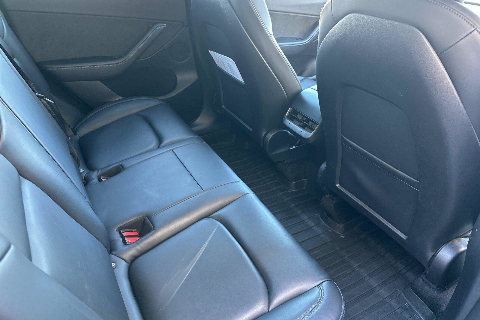 Used 2021 Tesla Model Y Long Range image 19