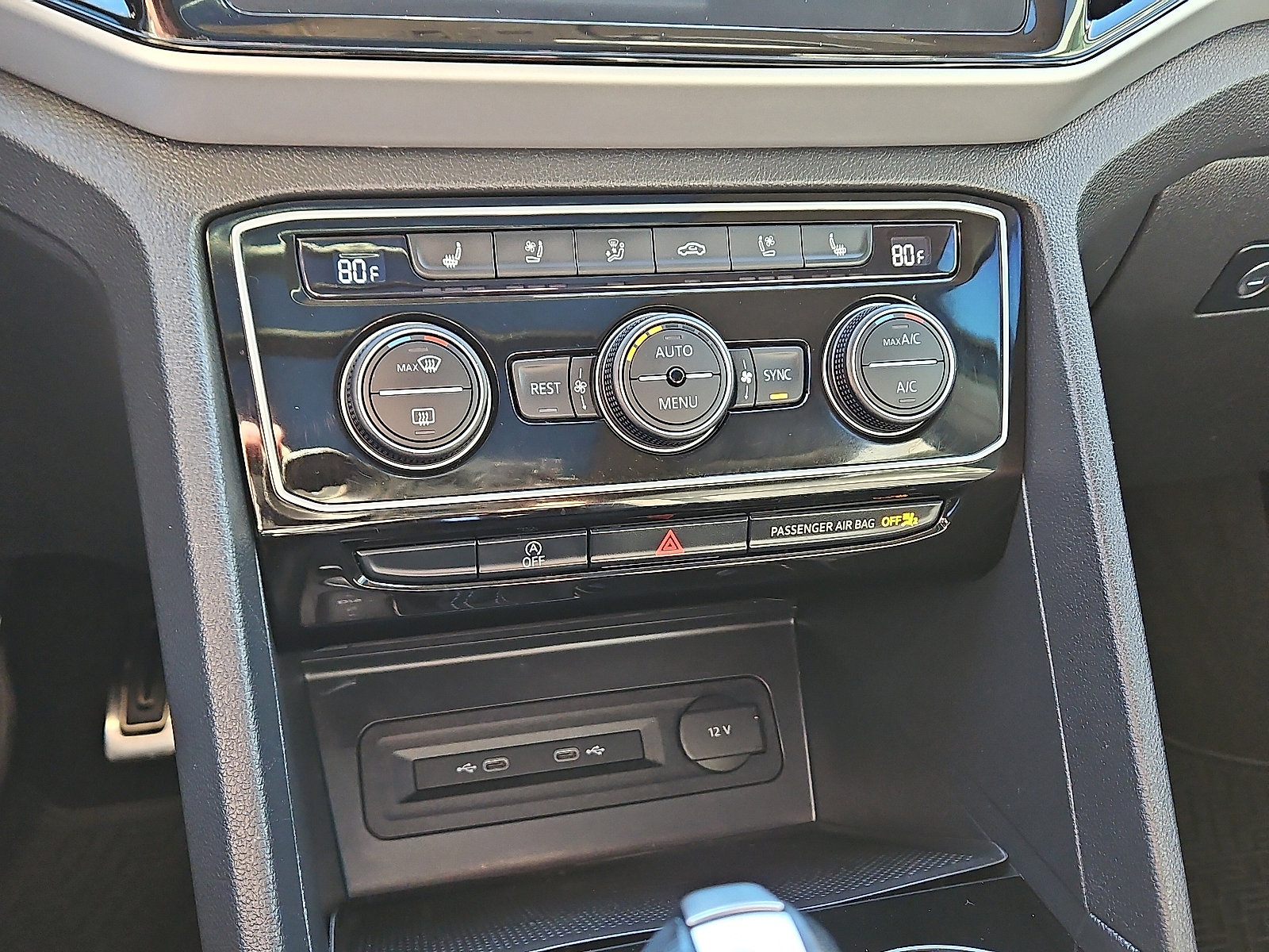 Certified 2023 Volkswagen Atlas SEL Premium image 17