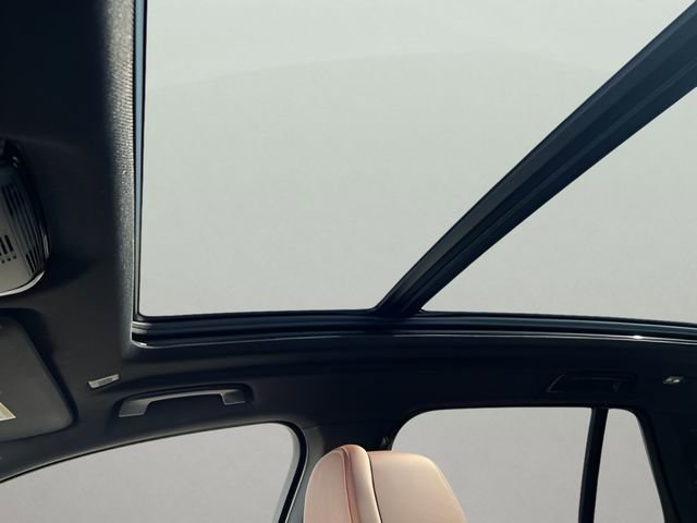 Certified 2022 BMW X5 xDrive40i w/ M Sport Package image 24