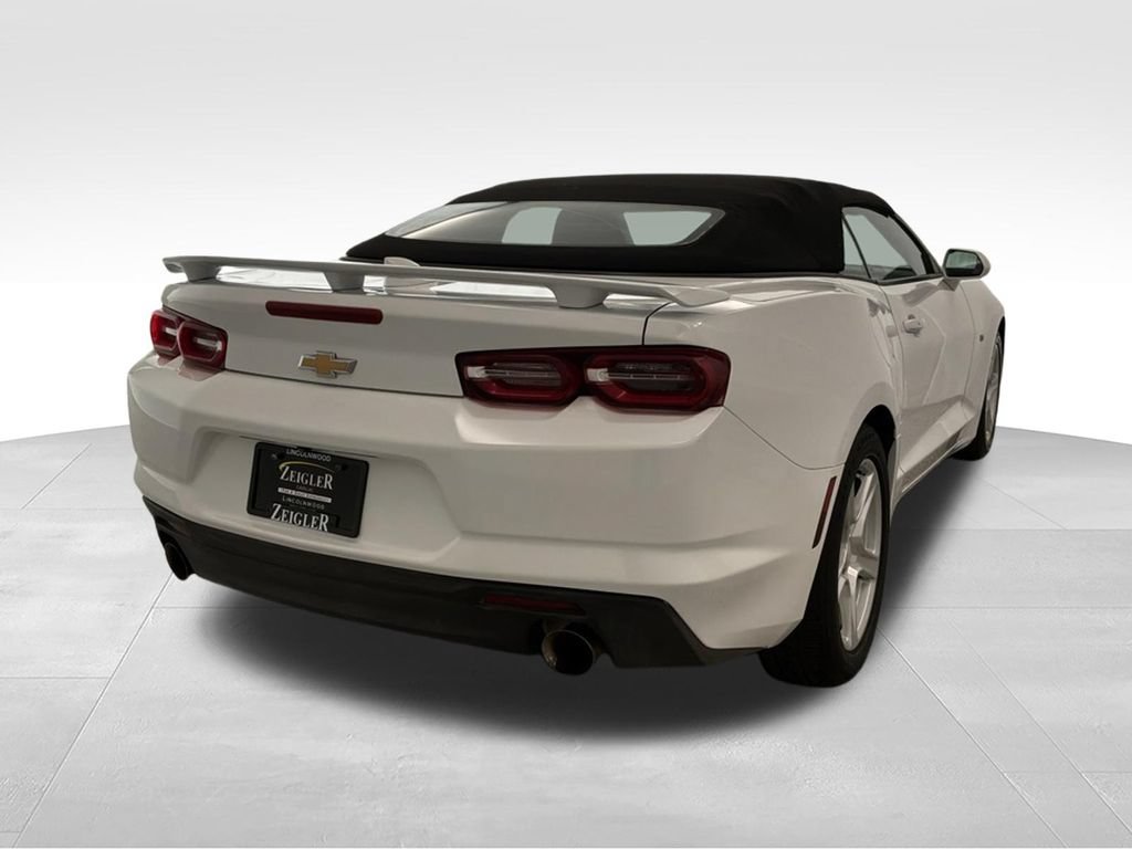 Used 2020 Chevrolet Camaro LT RWD image 8