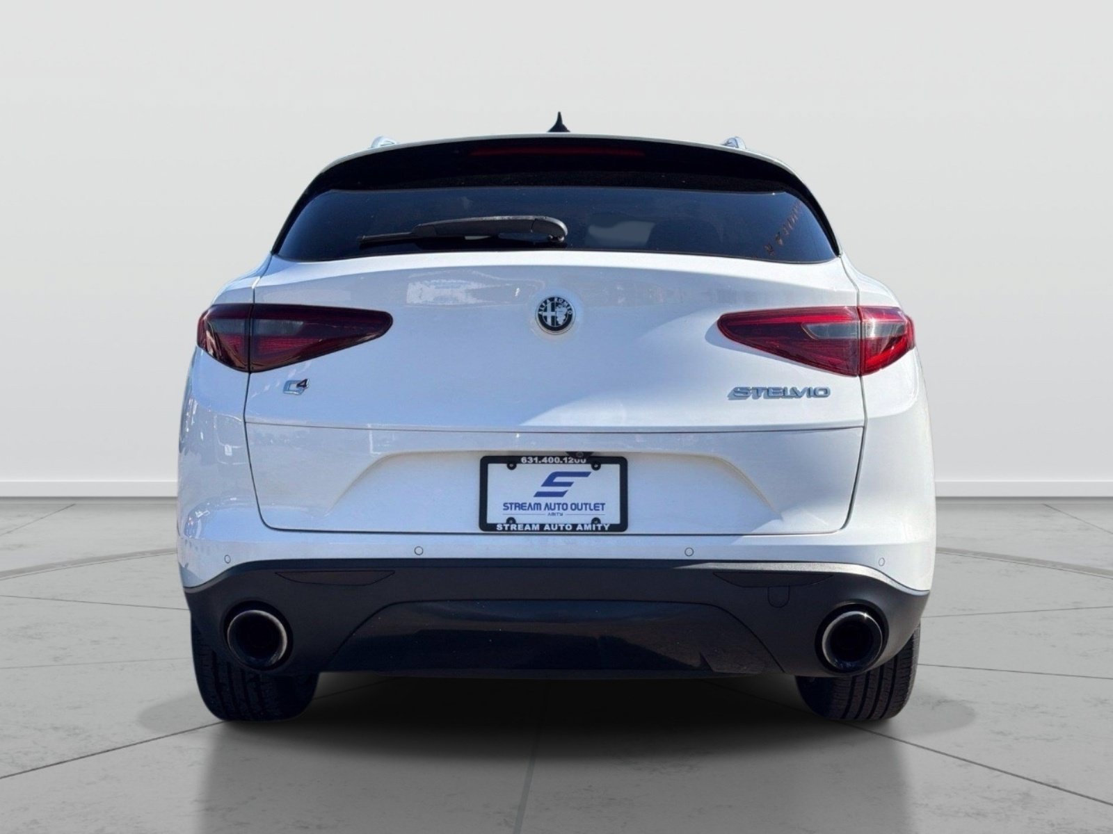 Used 2019 Alfa Romeo Stelvio Ti Lusso w/ Quick Order Package 22X Lusso AWD/4WD image 7