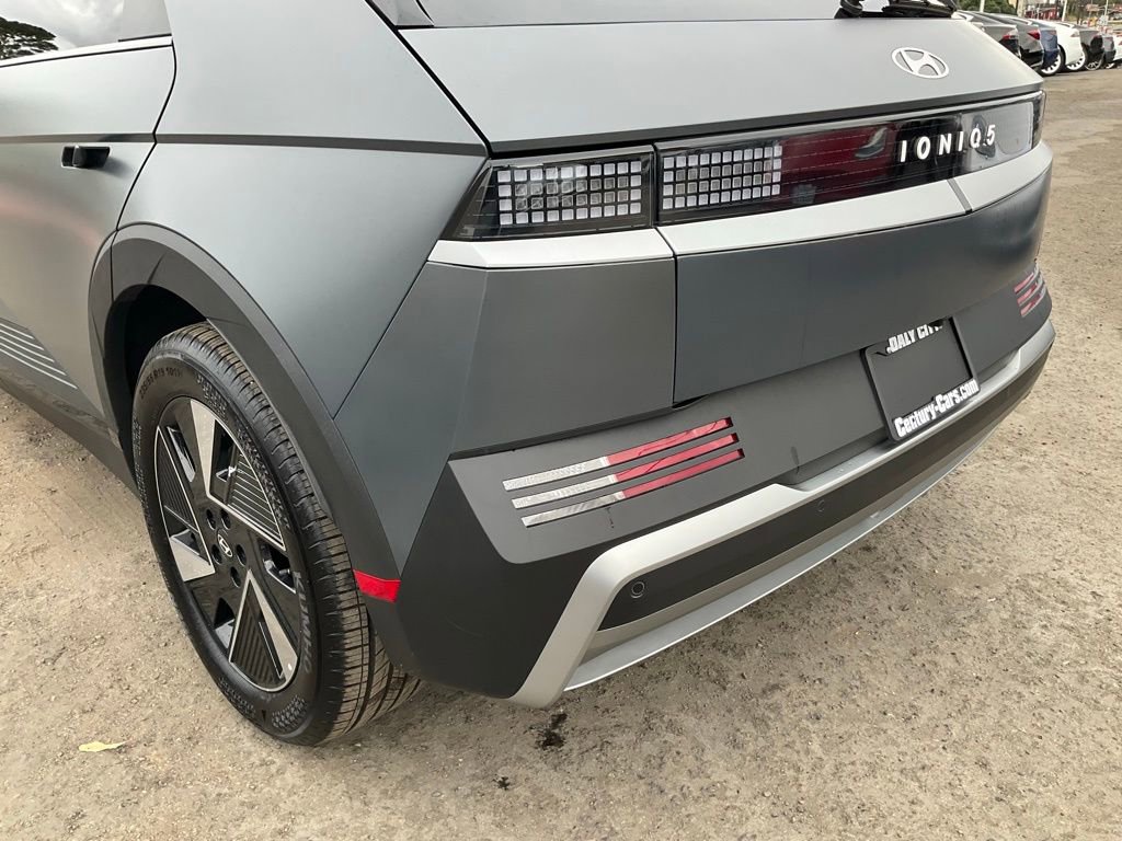 Used 2025 Hyundai Ioniq 5 SEL image 79