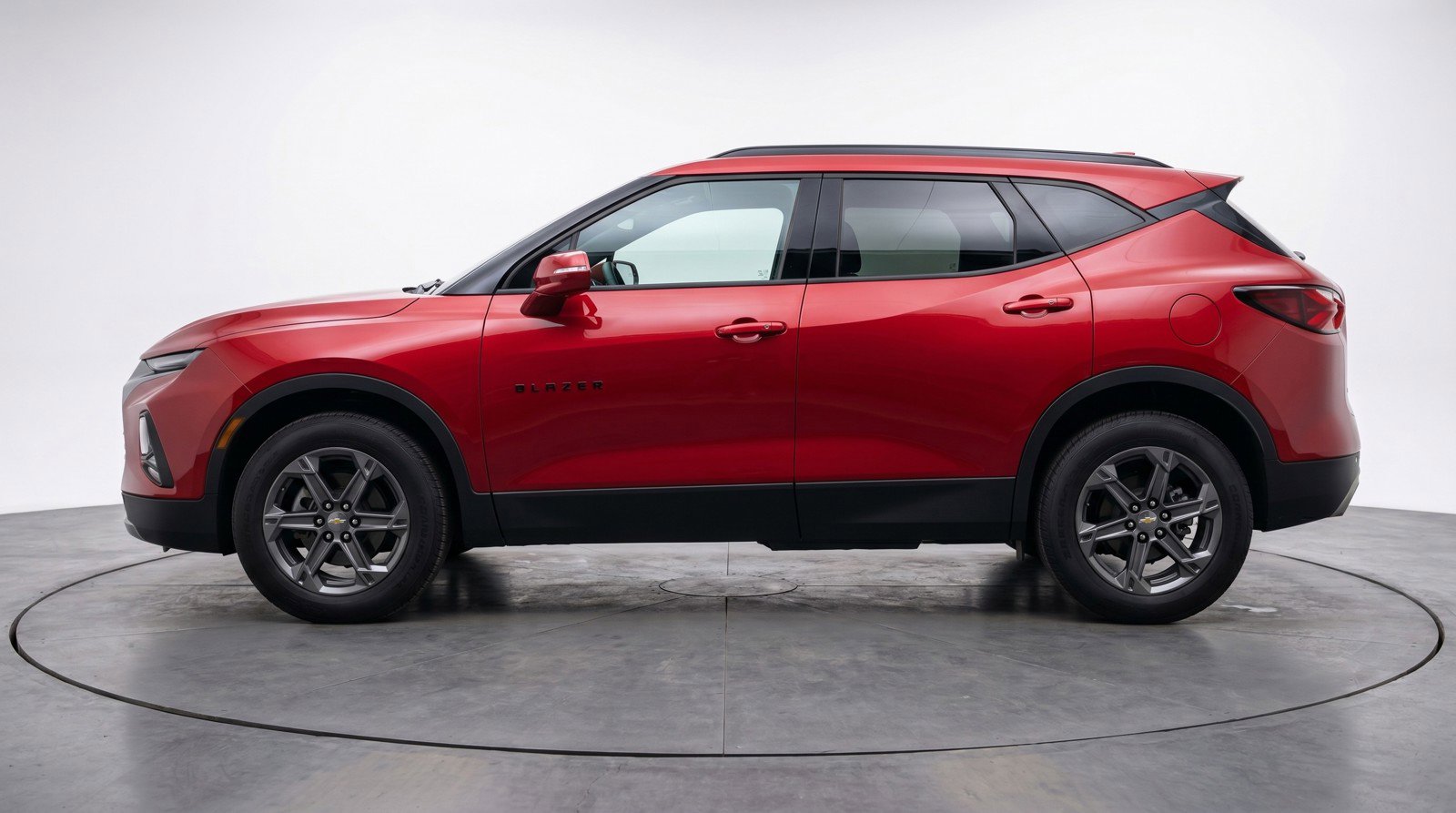 Used 2025 Chevrolet Blazer LT FWD image 5
