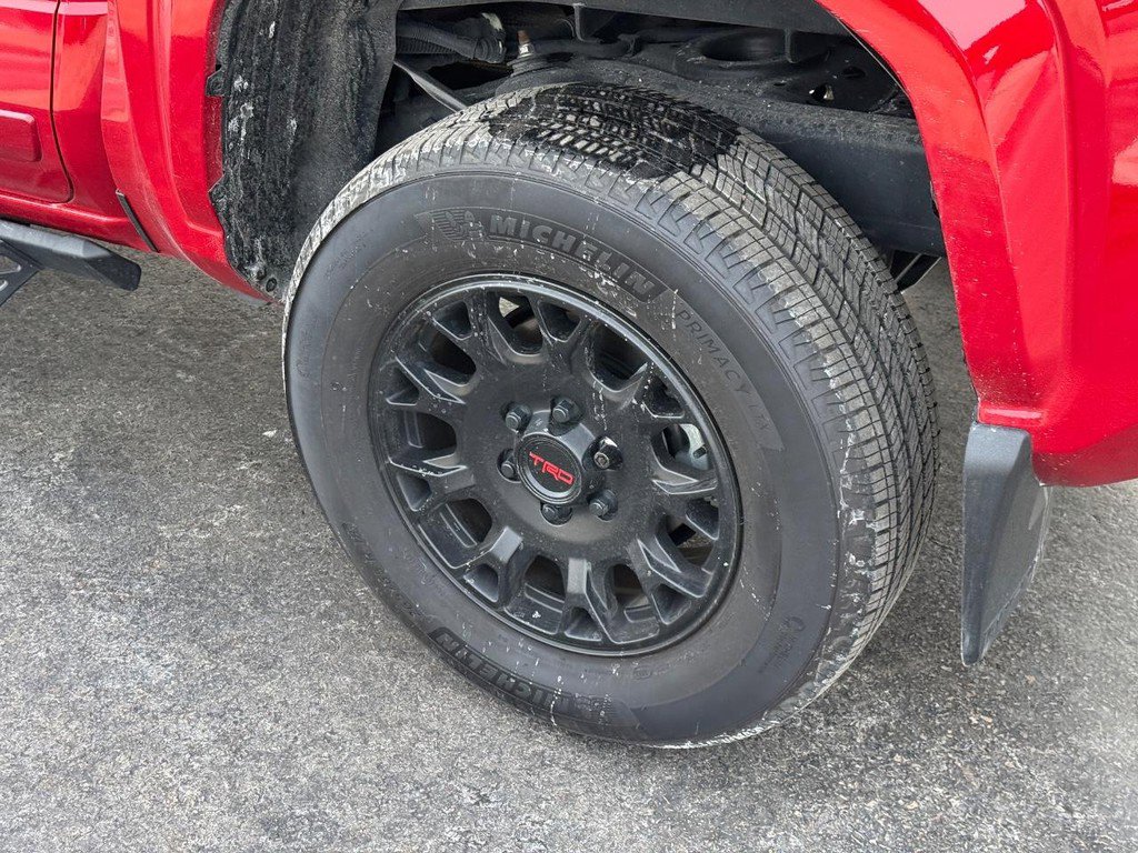 Certified 2025 Toyota Tacoma SR5 image 7