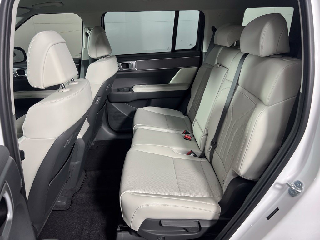 New 2027 Hyundai Santa Fe SEL AWD/4WD image 10