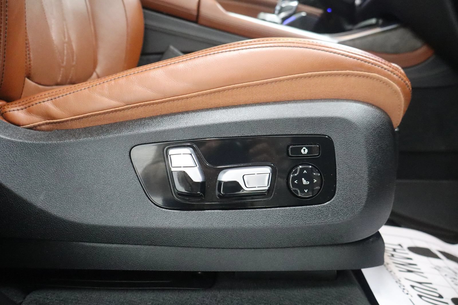 Used 2019 BMW X7 xDrive40i w/ Premium Package AWD/4WD image 34