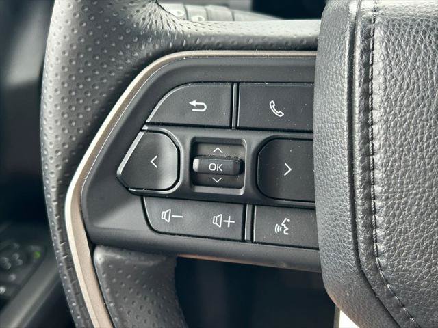 Certified 2025 Toyota 4Runner Platinum AWD/4WD image 46