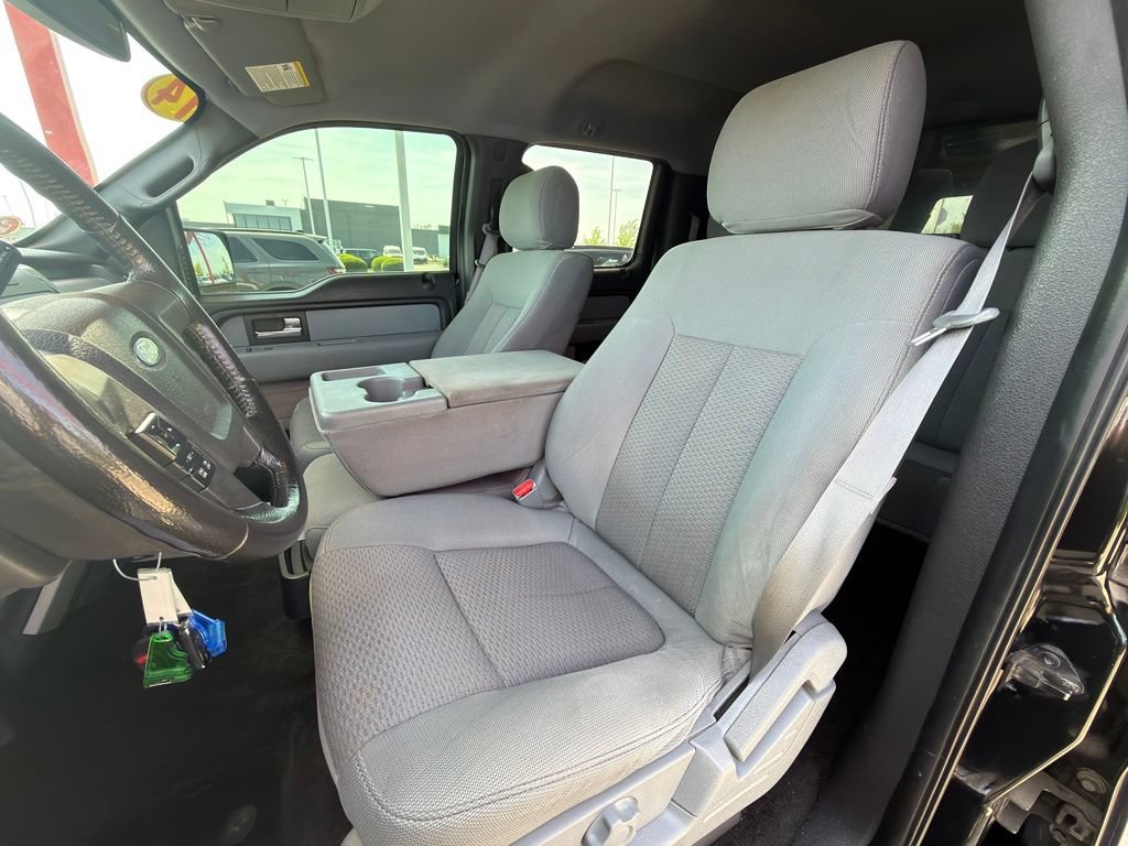 Used 2014 Ford F150 XLT w/ Equipment Group 302A Luxury AWD/4WD image 12