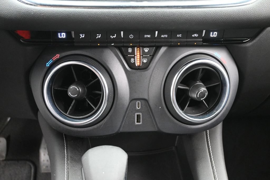 Used 2023 Chevrolet Blazer LT w/ Midnight/Sport Edition AWD/4WD image 19