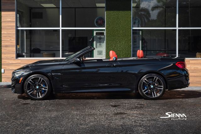 Used 2018 BMW M4 Convertible image 10