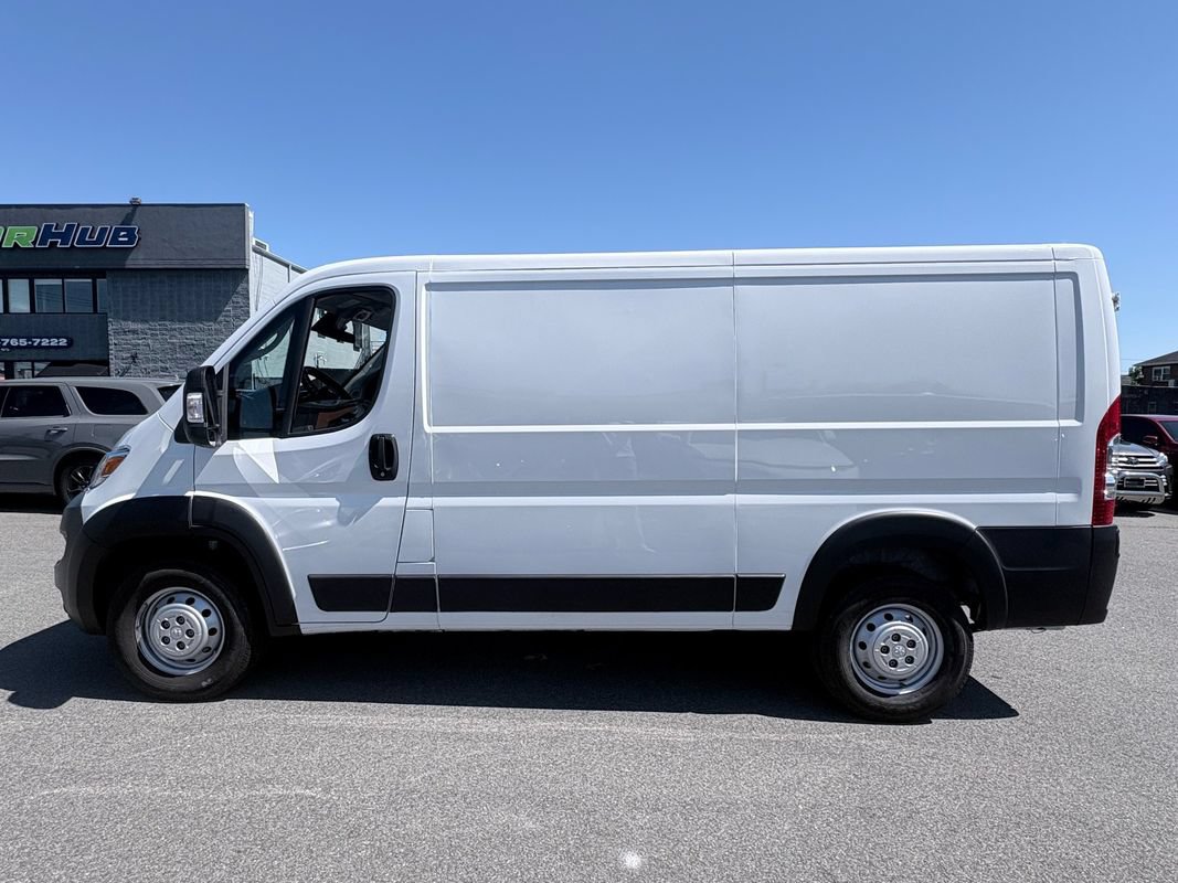 Used 2023 RAM ProMaster 2500 FWD image 4