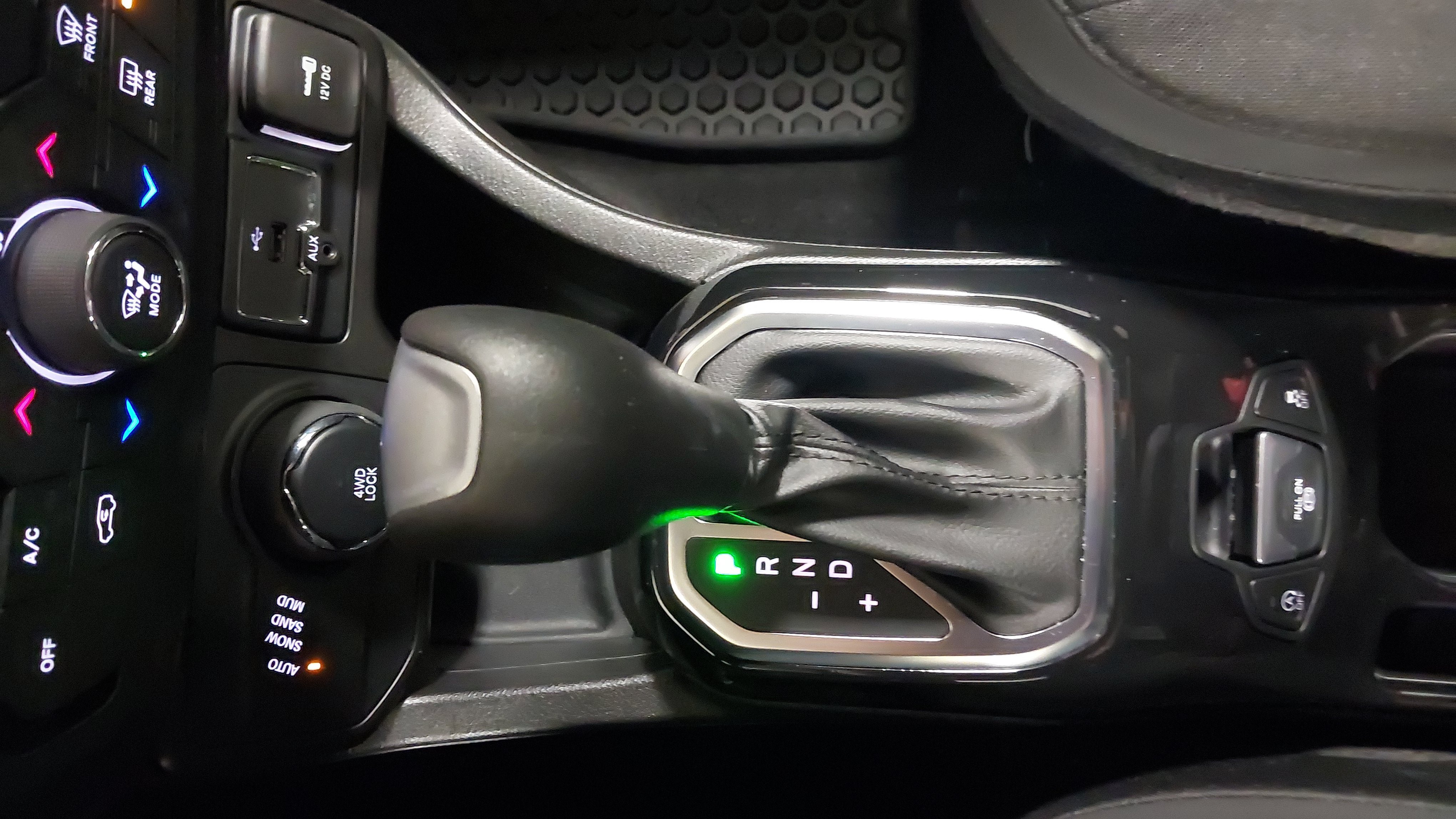 Used 2022 Jeep Renegade Altitude w/ Convenience Group AWD/4WD image 22