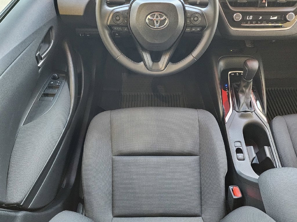 Used 2024 Toyota Corolla LE w/ LE Premium Package FWD image 11