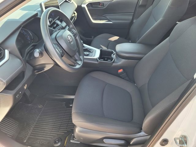 Used 2024 Toyota RAV4 LE image 13