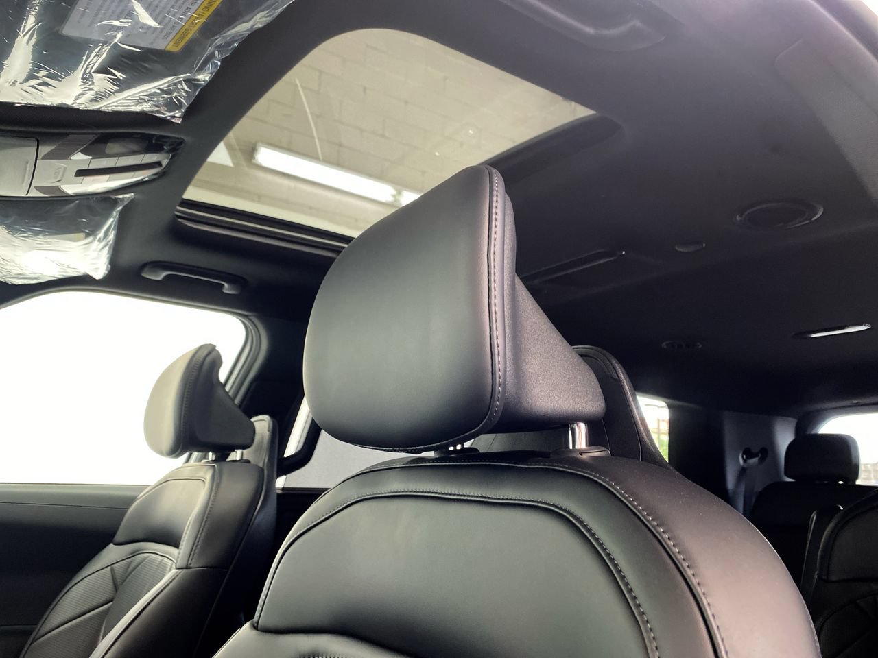 New 2027 Kia Telluride EX w/ Towing Package FWD image 19