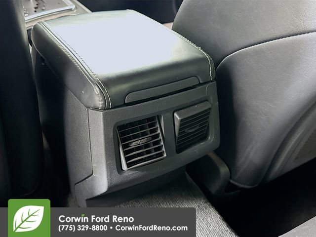 Used 2009 Dodge Challenger SRT8 image 25