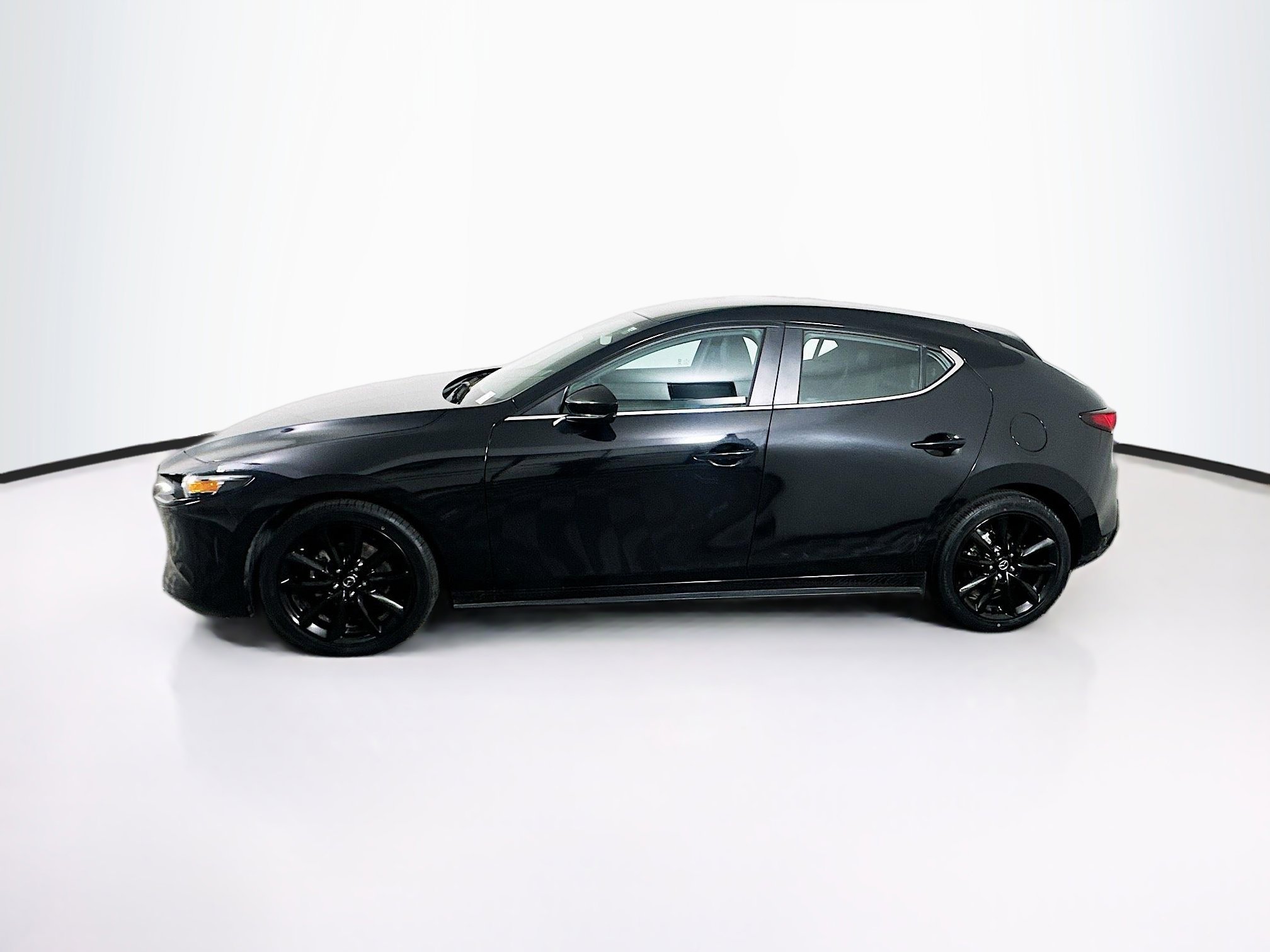 Used 2024 MAZDA MAZDA3 s image 4