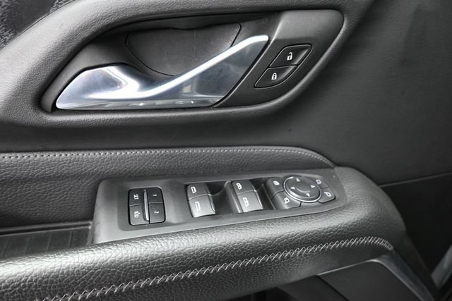Used 2023 GMC Yukon Denali AWD/4WD image 27
