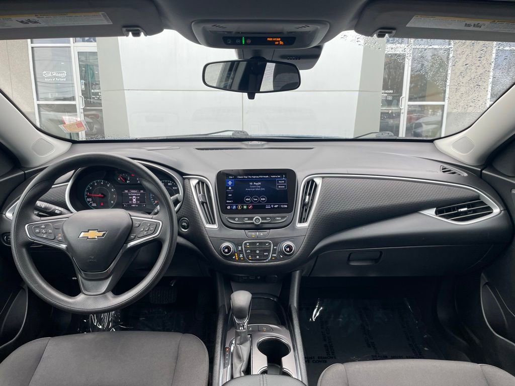 Used 2024 Chevrolet Malibu LT image 15