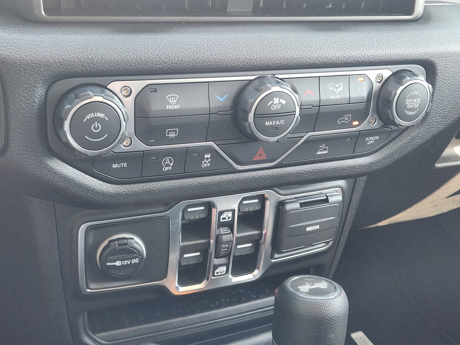 New 2026 Jeep Wrangler Unlimited Sport AWD/4WD image 18