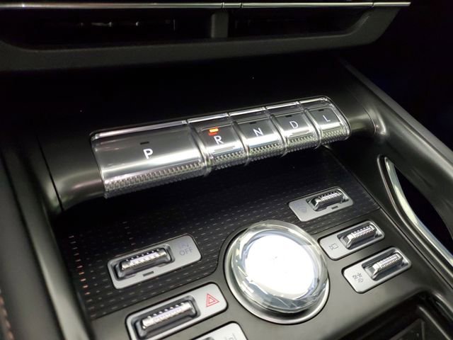 Used 2024 Lincoln Nautilus Premier w/ Jet Appearance Package image 31