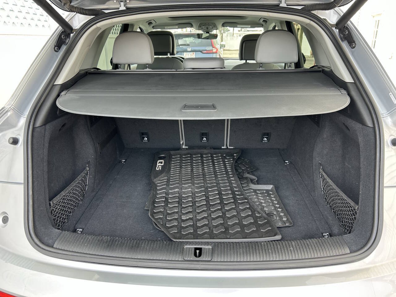 Used 2019 Audi Q5 2.0T Premium Plus w/ Premium Plus Package AWD/4WD image 24