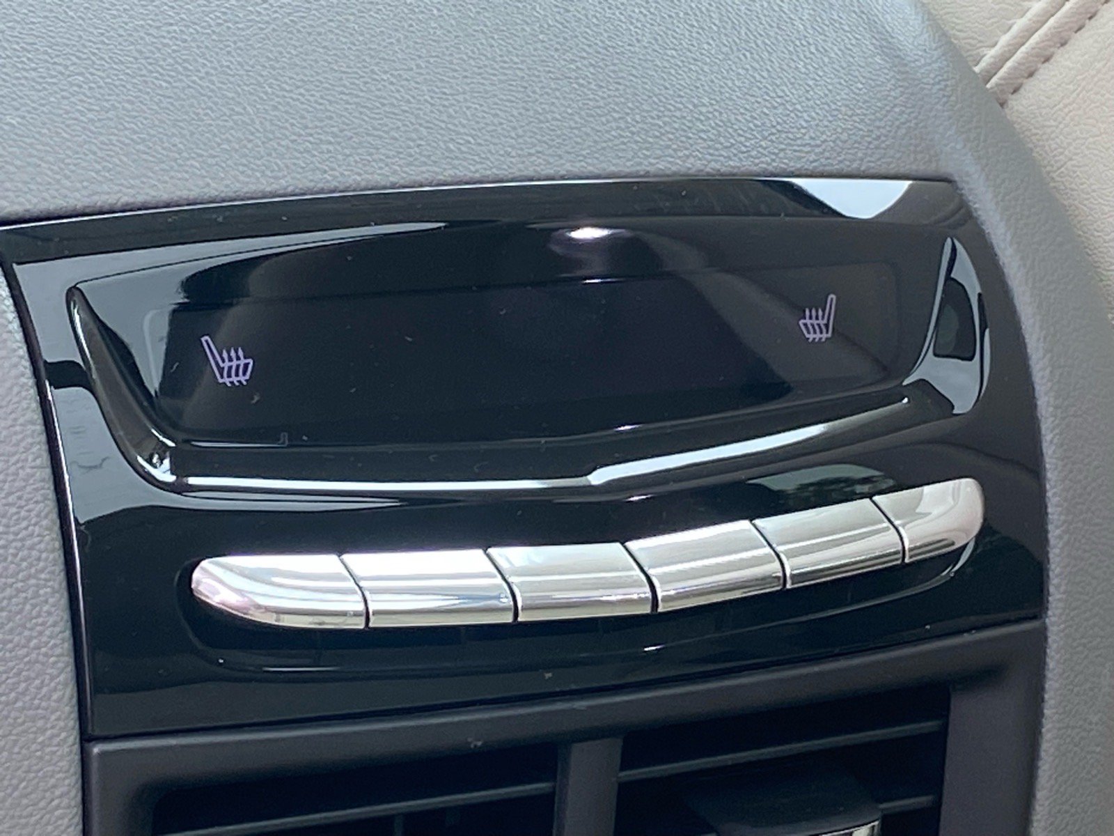Used 2019 Cadillac XT5 Luxury FWD image 21