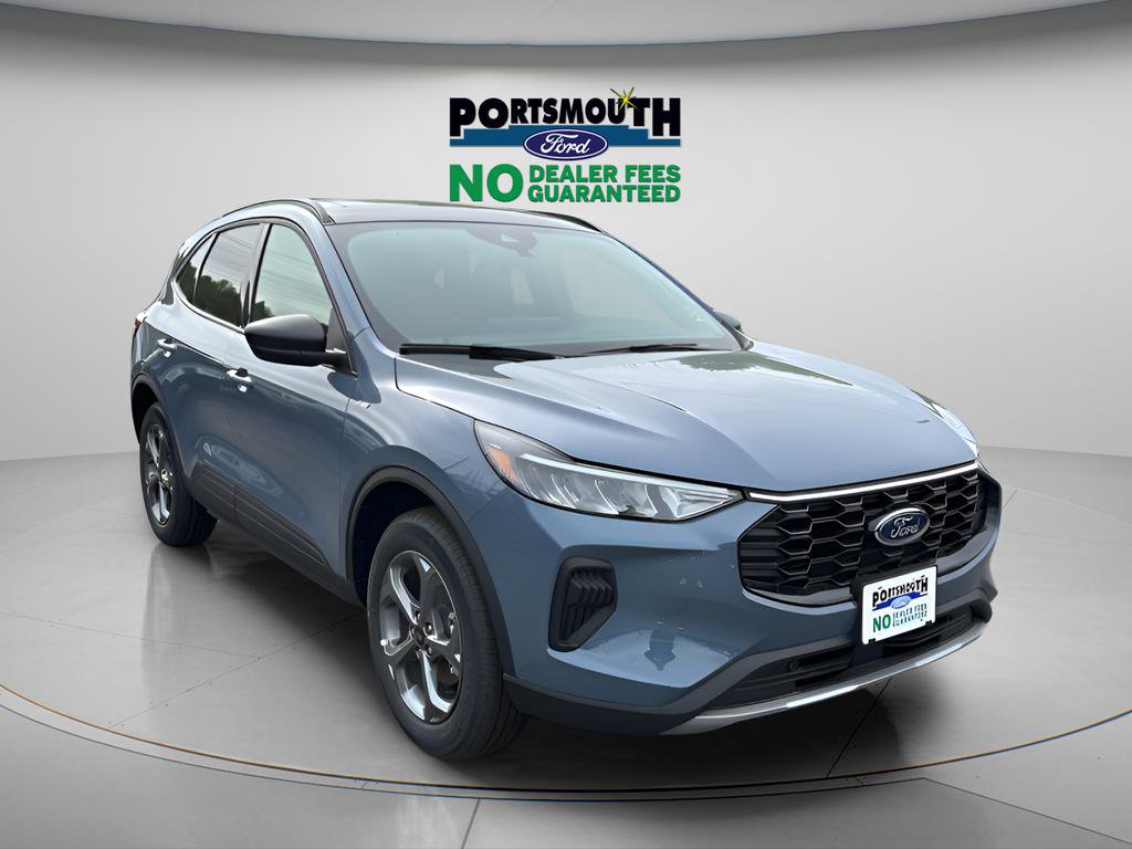 New 2026 Ford Escape ST-Line w/ Tech Pack #1 AWD/4WD image 1