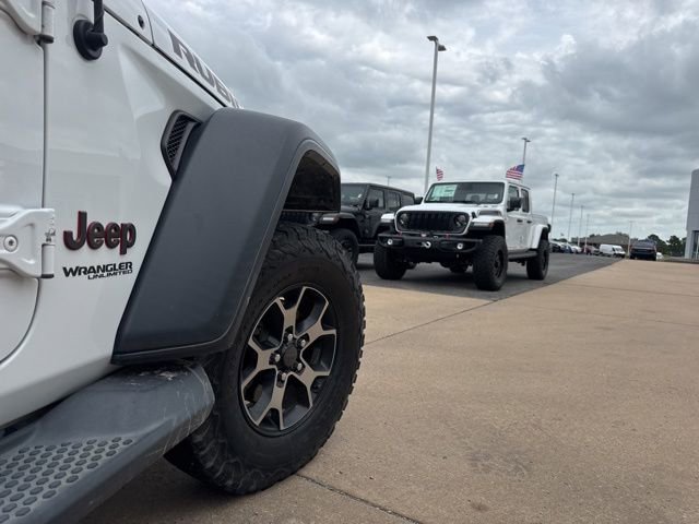 Used 2018 Jeep Wrangler Unlimited Rubicon AWD/4WD image 19