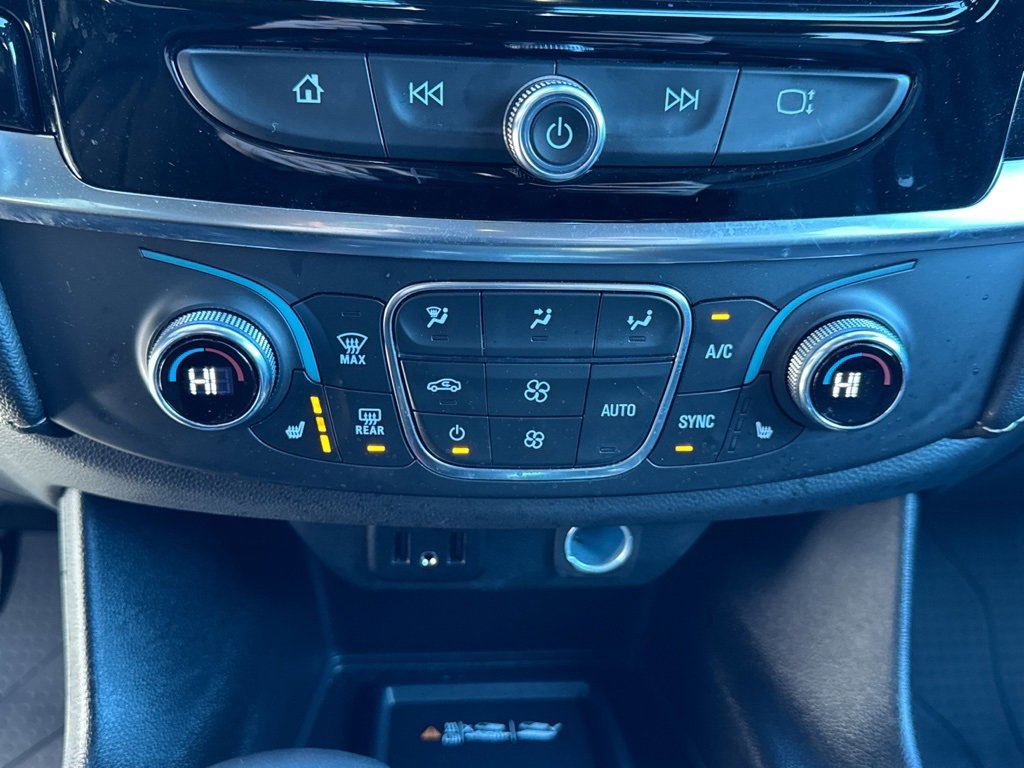 Used 2023 Chevrolet Traverse LT w/ LPO, Floor Liner Package image 8