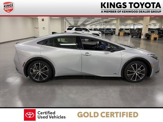 Used 2024 Toyota Prius Limited w/ Limited Premium Package AWD/4WD image 9