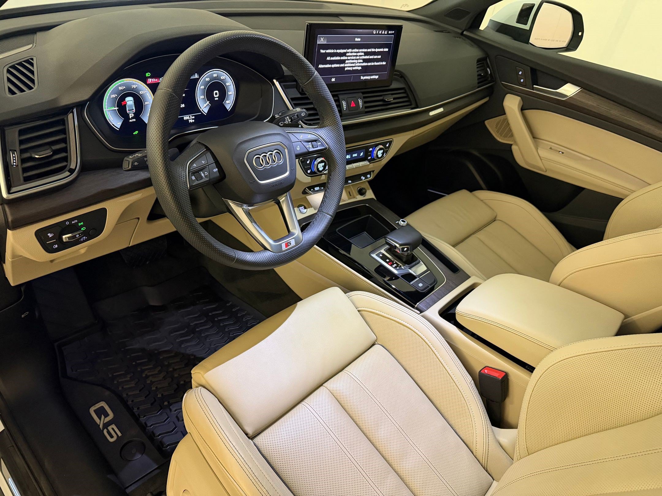 Certified 2024 Audi Q5 e Premium Plus AWD/4WD image 4