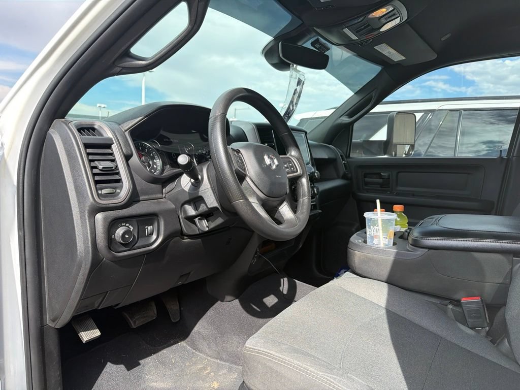 Used 2022 RAM 2500 Tradesman AWD/4WD image 2
