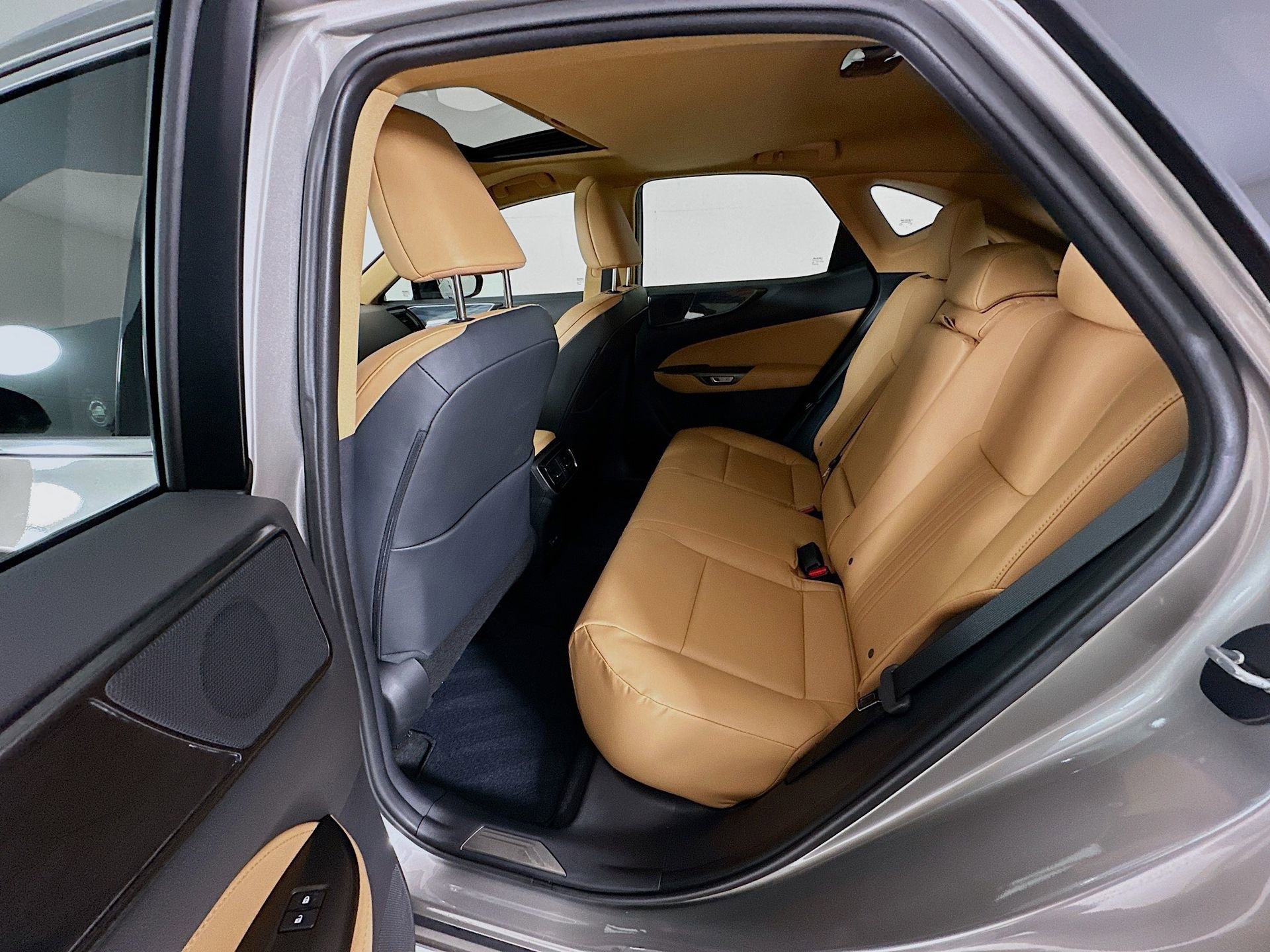 Used 2024 Lexus NX 350 AWD image 27