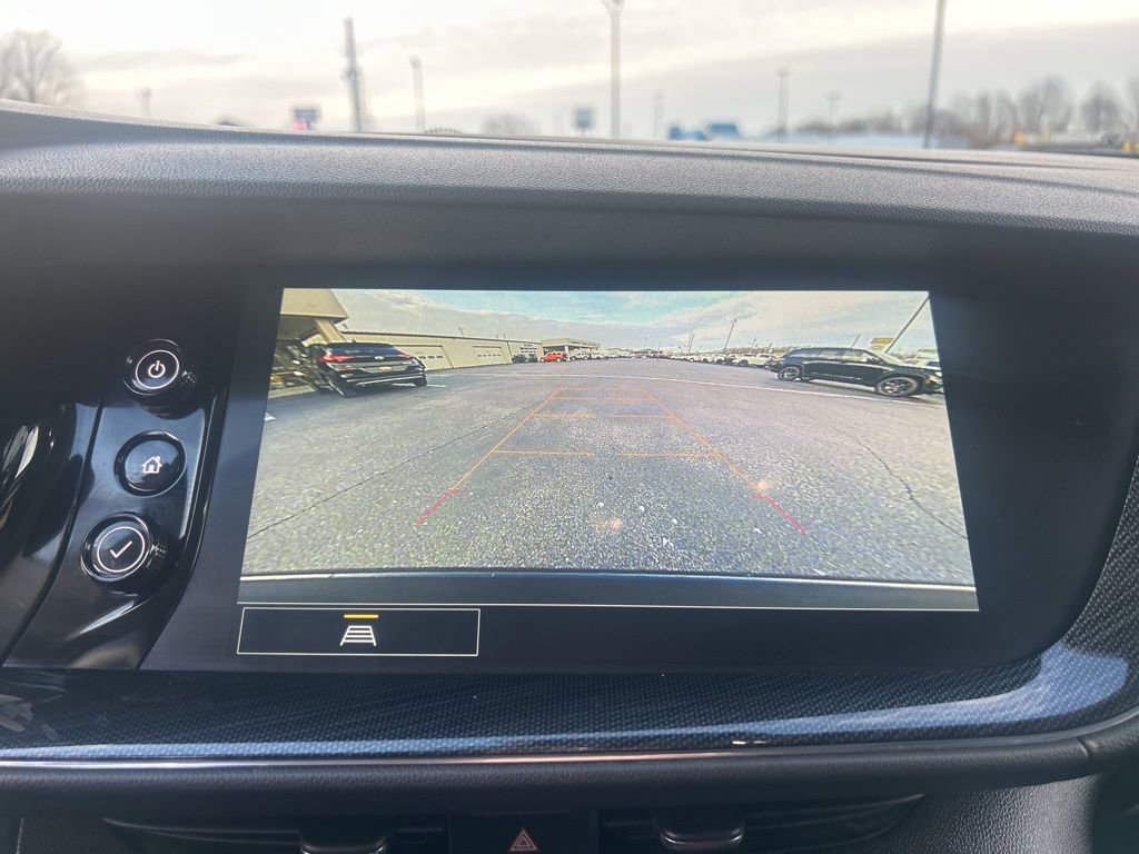 Used 2022 Buick Envision Preferred image 22