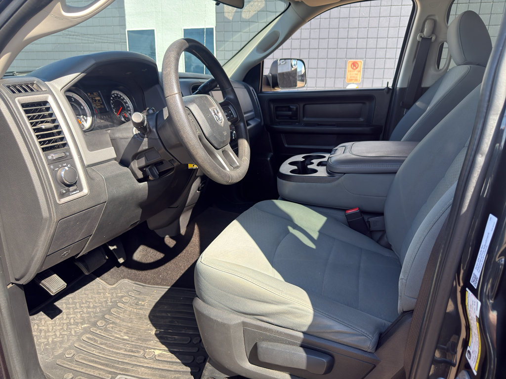 Used 2017 RAM 2500 Tradesman w/ Chrome Appearance Group AWD/4WD image 11