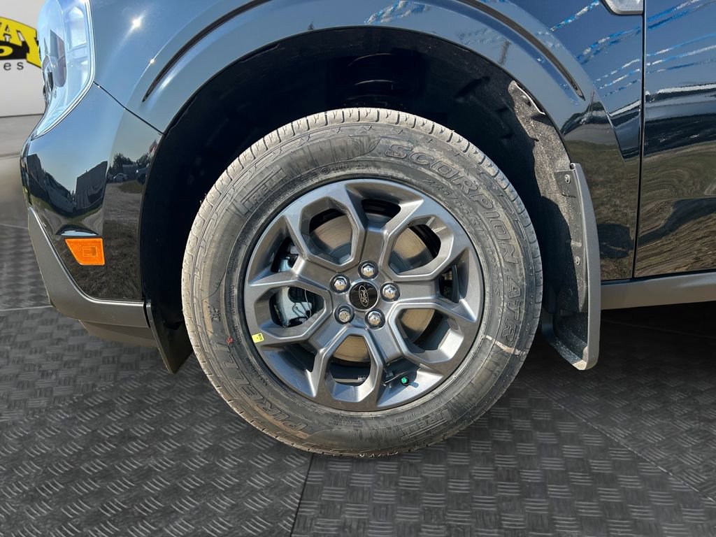 New 2025 Ford Maverick XLT w/ XLT Luxury Package image 17