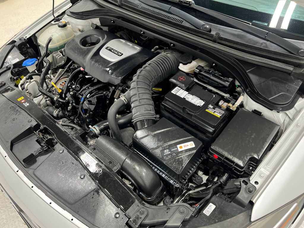 Used 2018 Hyundai Elantra Sport w/ Sport Premium Package 03 FWD image 30