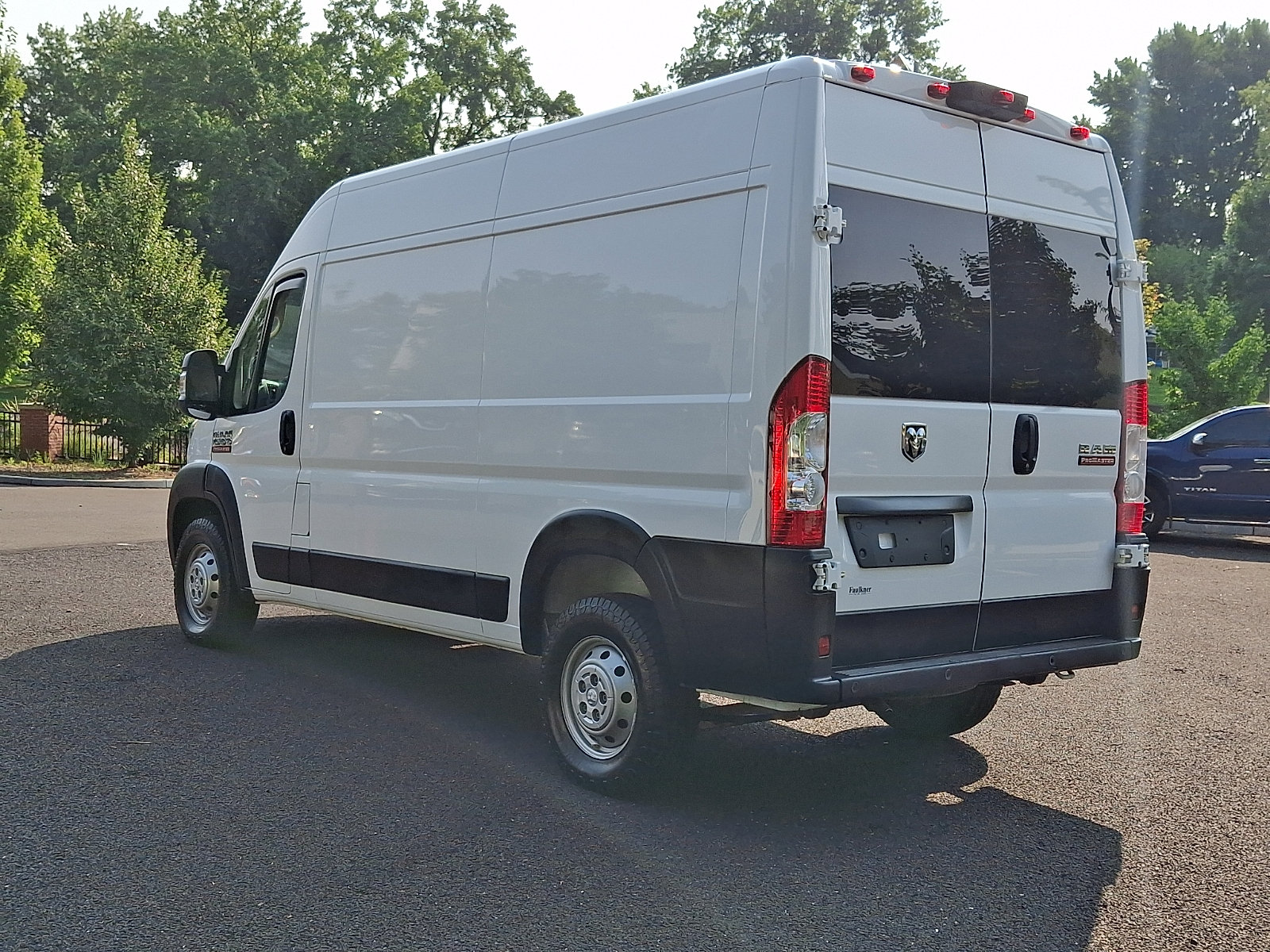 Used 2021 RAM ProMaster 1500 w/ Convenience Group FWD image 4