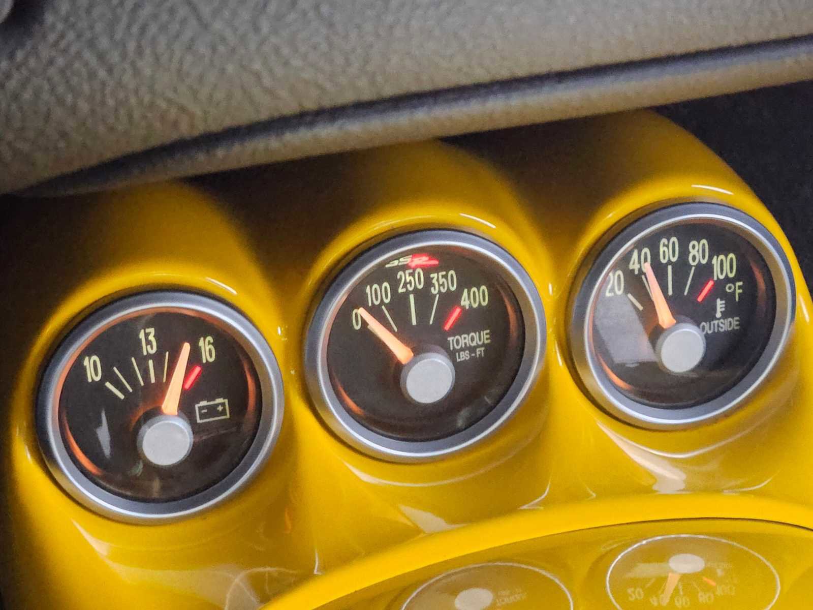 Used 2006 Chevrolet SSR w/ Preferred Equipment Group image 26