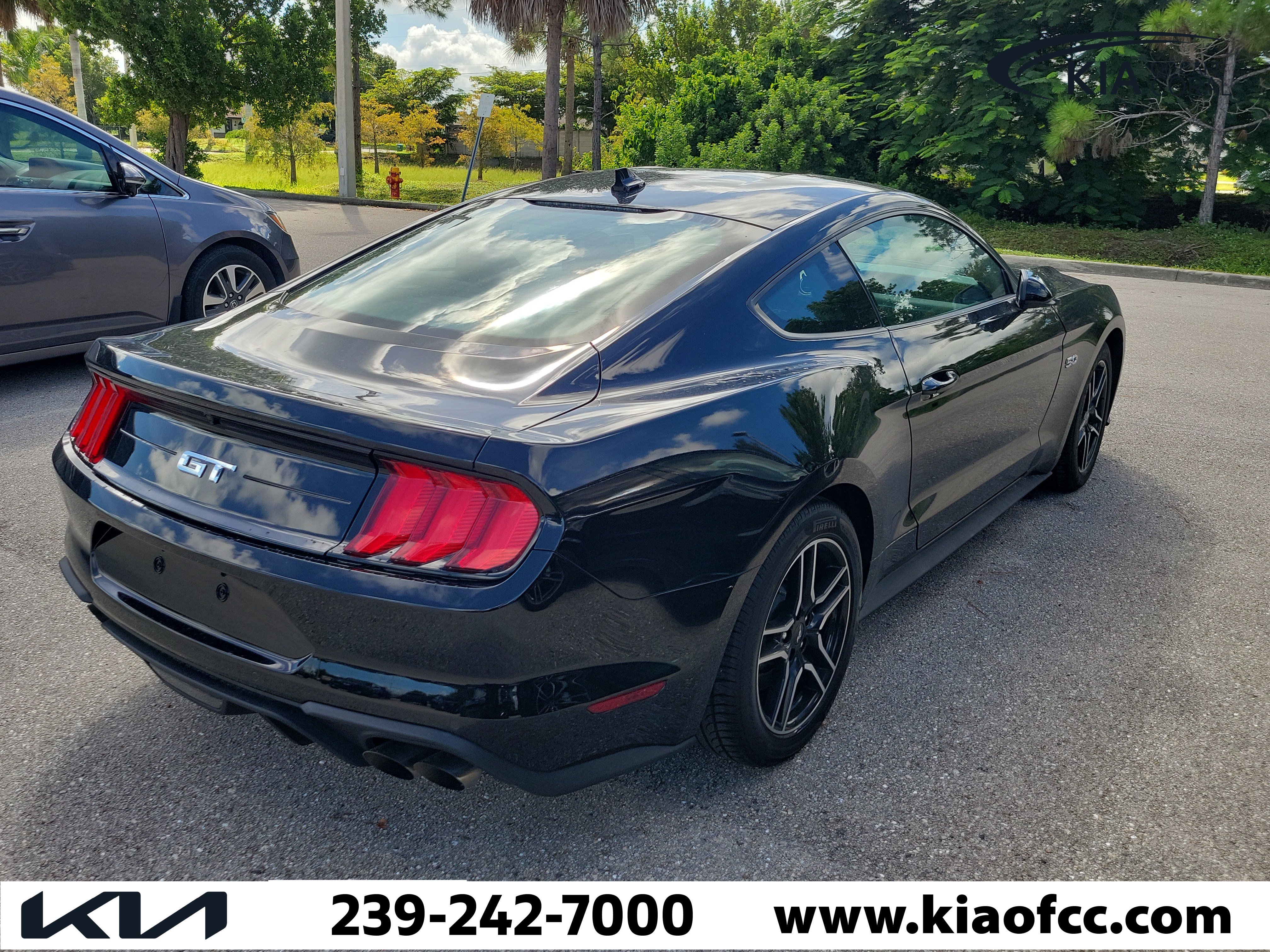 Used 2021 Ford Mustang GT RWD image 4