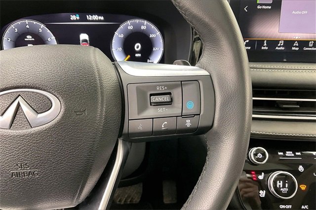 Used 2023 INFINITI QX60 Luxe image 25