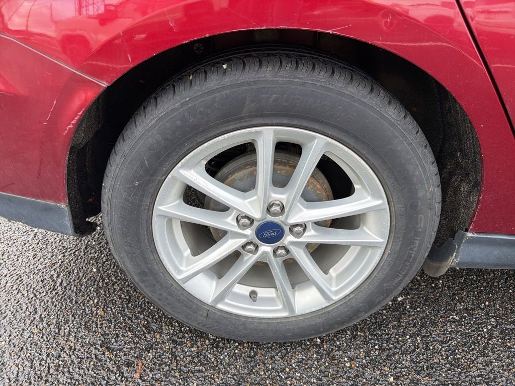Used 2015 Ford Focus SE image 14