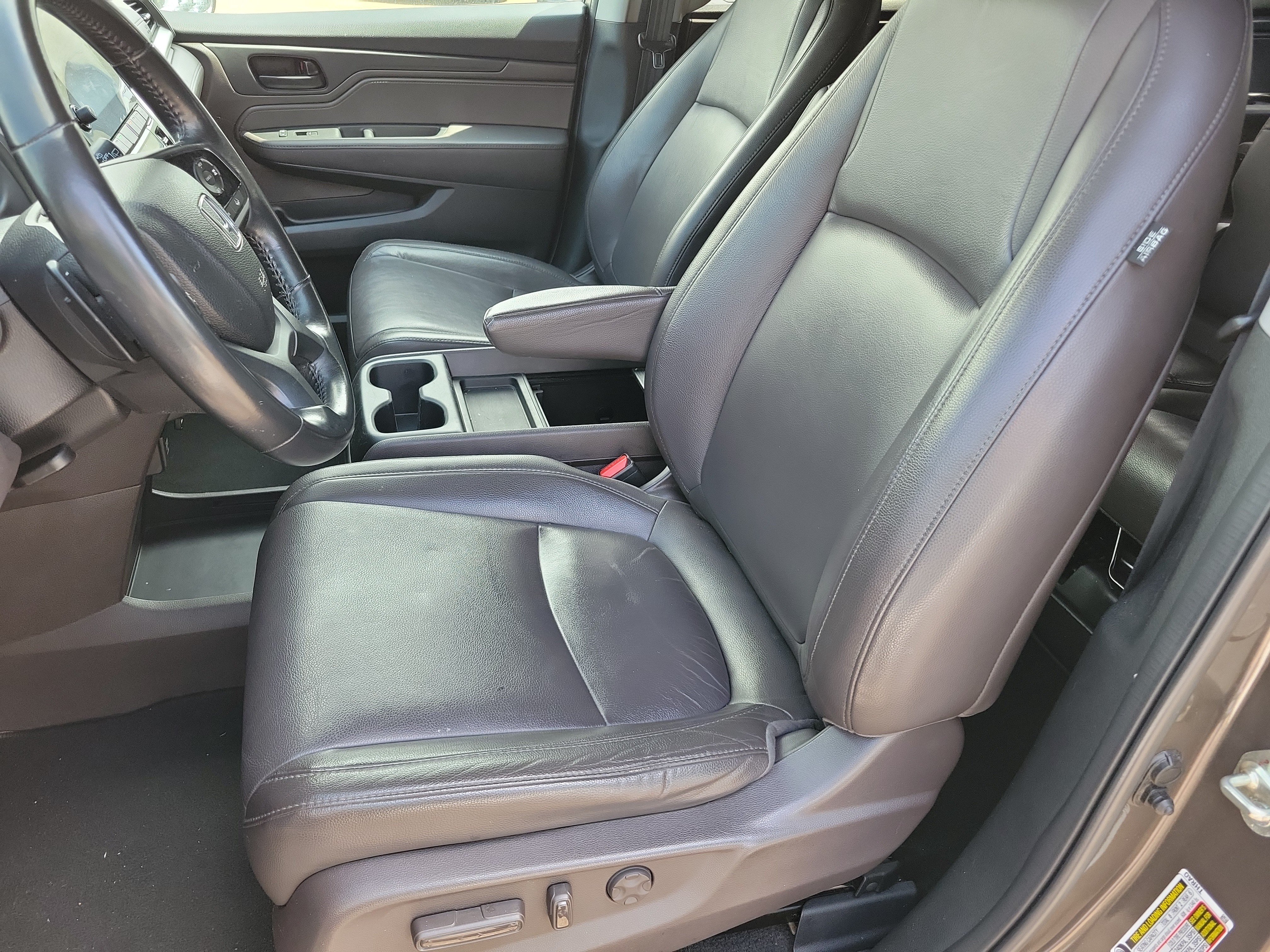 Used 2019 Honda Odyssey EX-L image 4
