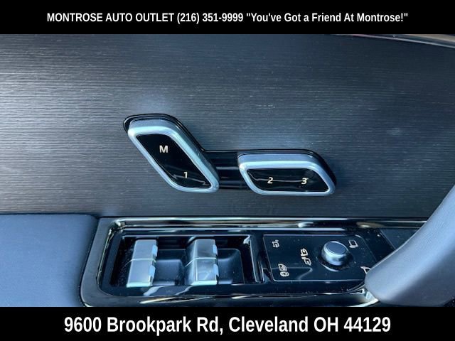 New 2025 Land Rover Range Rover Sport Autobiography image 13