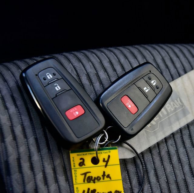 Certified 2024 Toyota 4Runner SR5 AWD/4WD image 26
