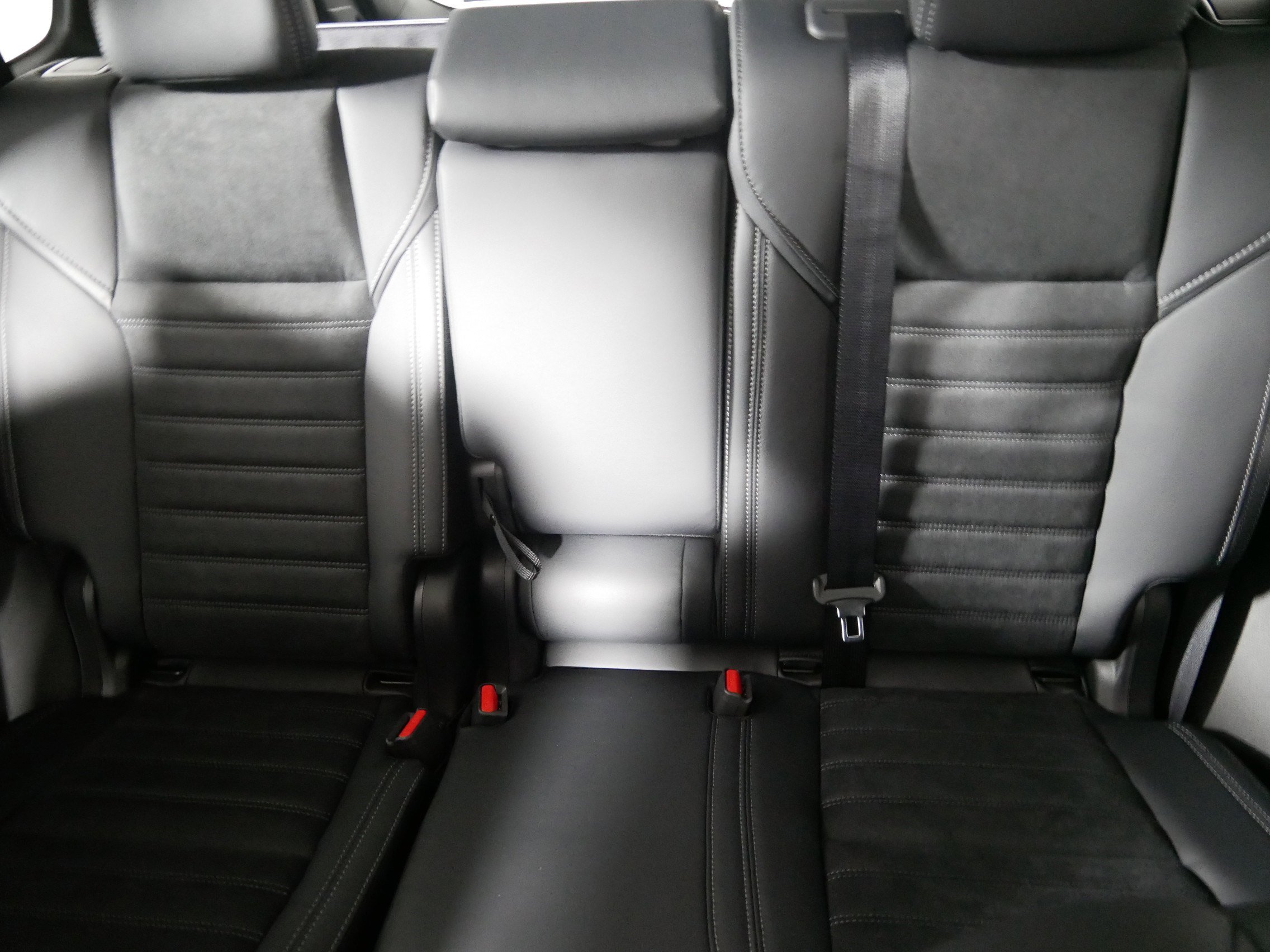 New 2025 Mitsubishi Outlander Trail Edition image 3