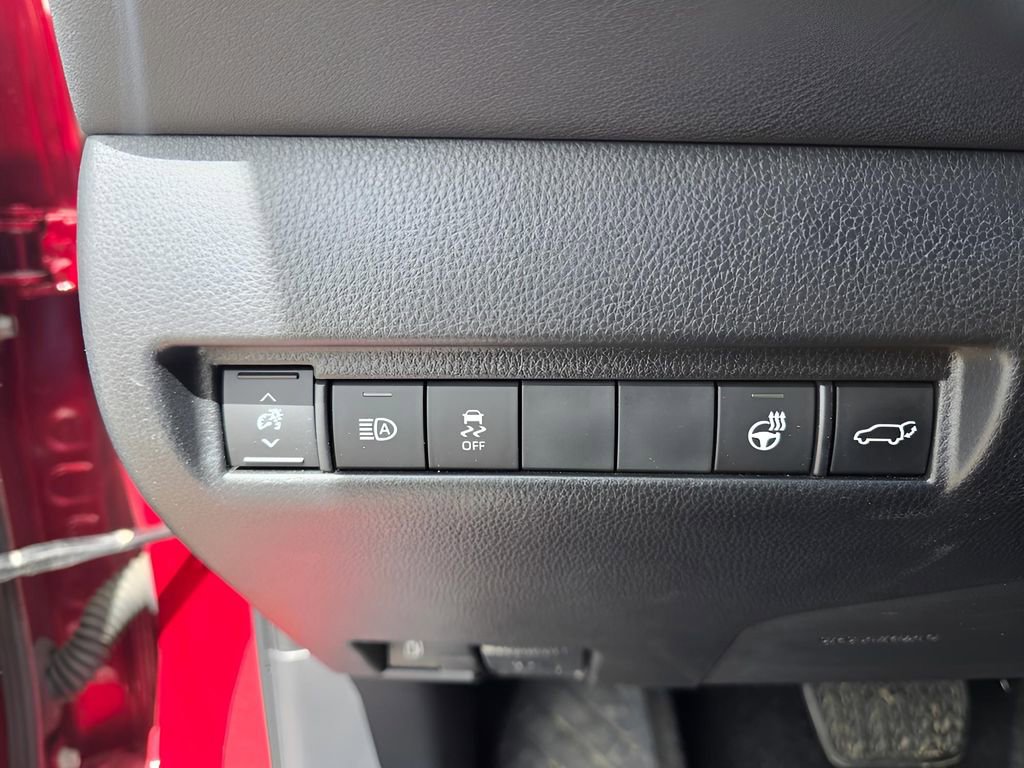 Used 2021 Toyota Venza XLE w/ Softex Package image 21